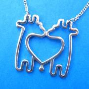 Simple Giraffe Heart Love Animal Charm Outline Necklace in Silver